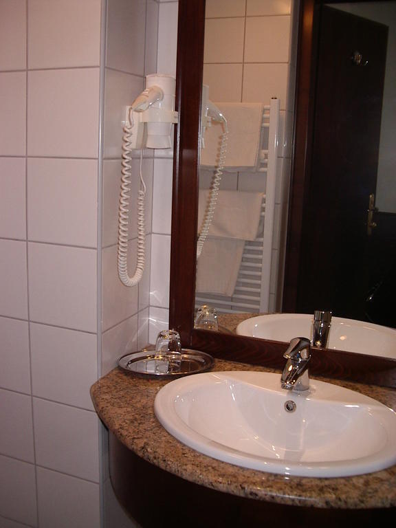 Arany Barany Hotel Zalaegerszeg Room photo